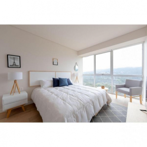 Luxury 2Bedroom with hotel amenities at Santa Fe